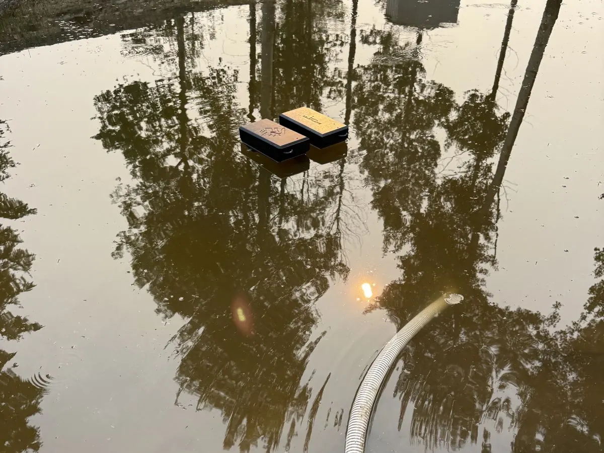 Float intake drafting from a pond